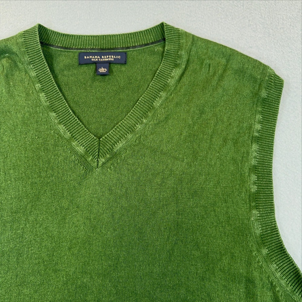 Banana Republic Mens Green Silk Cashmere V-Neck Sweater Vest Large RN 54023